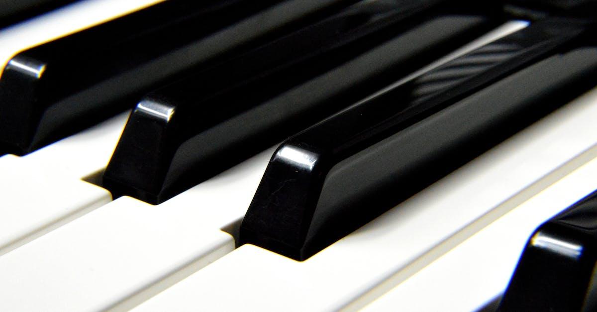 Hvilket udstyr kan du få til dit elektriske klaver?